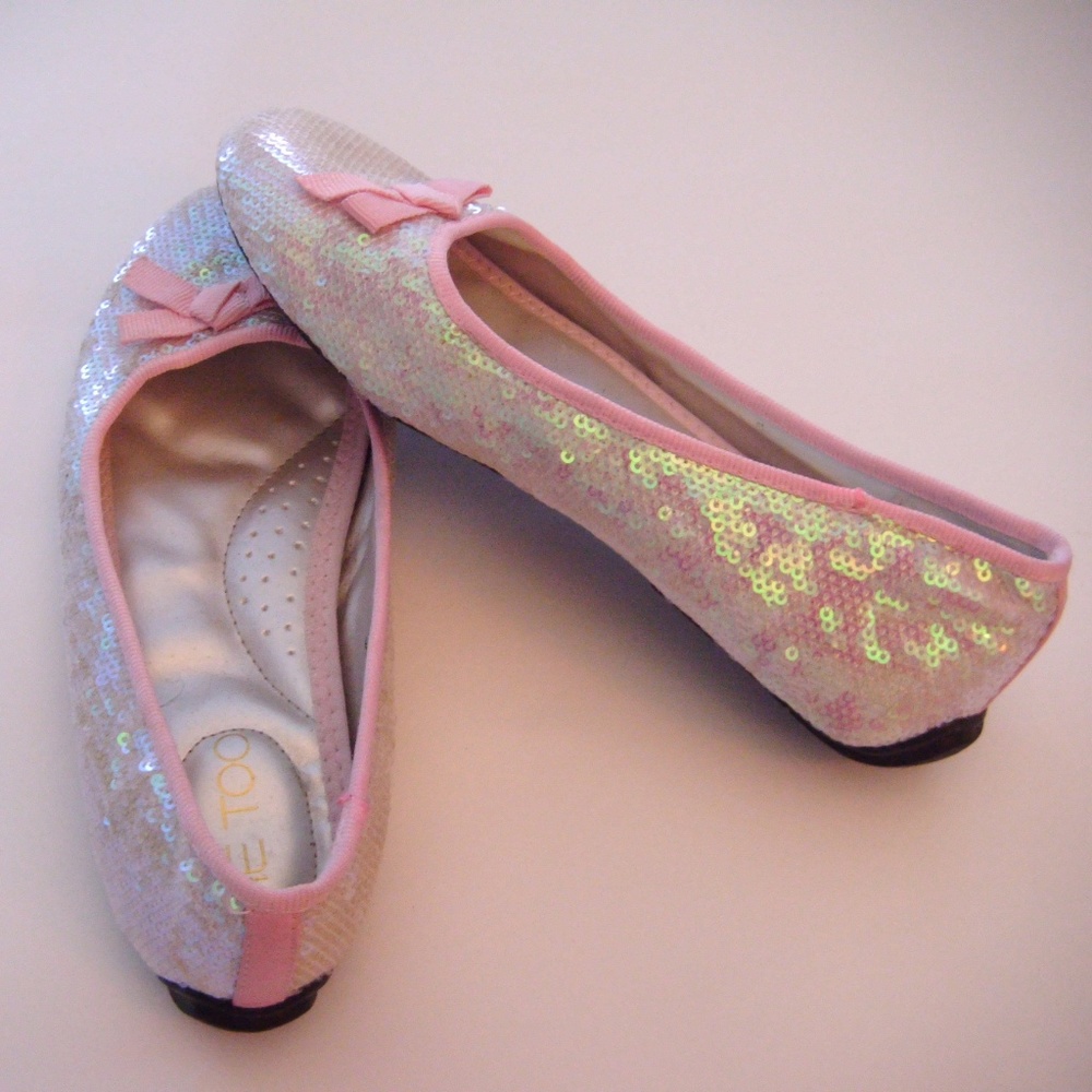 Childs Size 2M Pink Sequined Ballet Flat Type Shoe